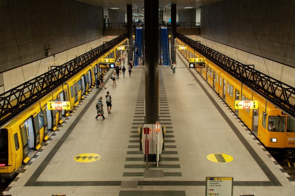 Skateparki, siłownie zewnętrzne i aktywne place zabaw